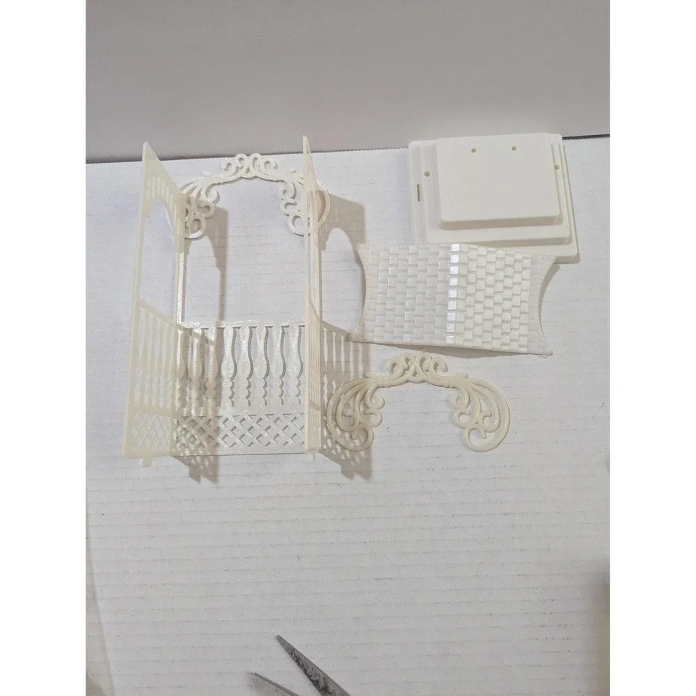 Vintage White Plastic Wedding Cake Topper‎ Gazebo Scrollwork Arch Decoration